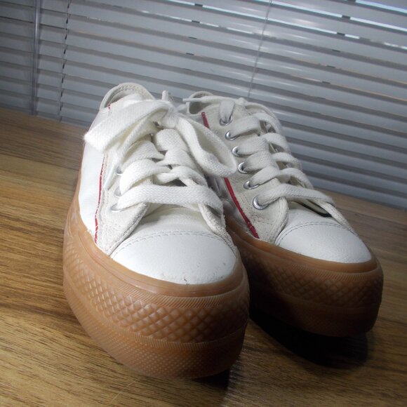 Converse Chuck Taylor All Star Lift Platform Gum Mids A09795C Women's Size 6 - Picture 2 of 5